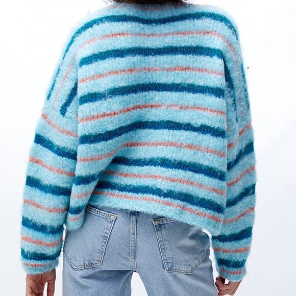 Free People Sweater Medium Lily Pullover Mosaic Sky Combo NWT - Picture 3 of 5